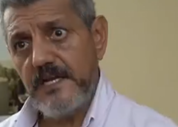 H1101004 Le pidió cambiar el foco pero quería otra cosa part2