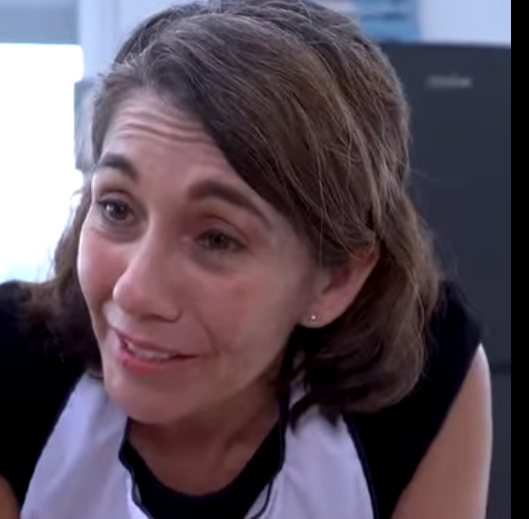 H1201002 Humillaba la hija de la empleada, sin imaginar lo que haría part2