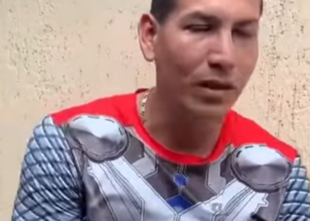 H1301005 El era pobre humilde, ella altanera prepotente part2