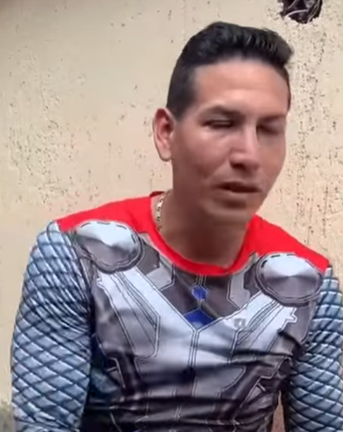 H1301005 El era pobre humilde, ella altanera prepotente part2