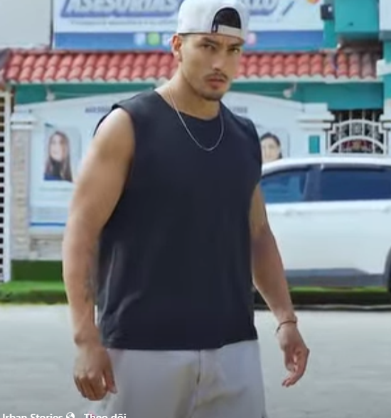 H1601002 Taxista se convirtió en el ángel guardián de esta mujer perseguida part2