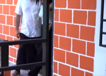 H1801004 Papá soltero es descubierto por su hija son su nueva novia part2