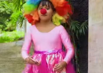 H1701001 Niña astuta crea un plan para demostrarle su papá que su madrastra no esta embαrαzαdα part2