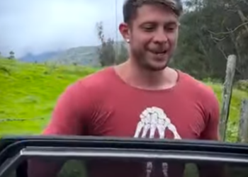 H1701005 Vio su esposo con otra decidió escaparse con el taxista part2