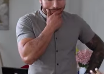 H1801004 Empleada ayuda su patrón desenmascarar su esposa part2