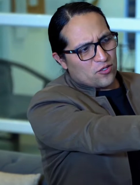 H2001004 Hombre ayudo una desconocida ese gesto le cambio la vida part2