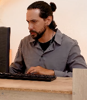 H2201001 Mi cuñado llego de visita porque mi esposo no estaba sin imaginar lo que pasaría part2