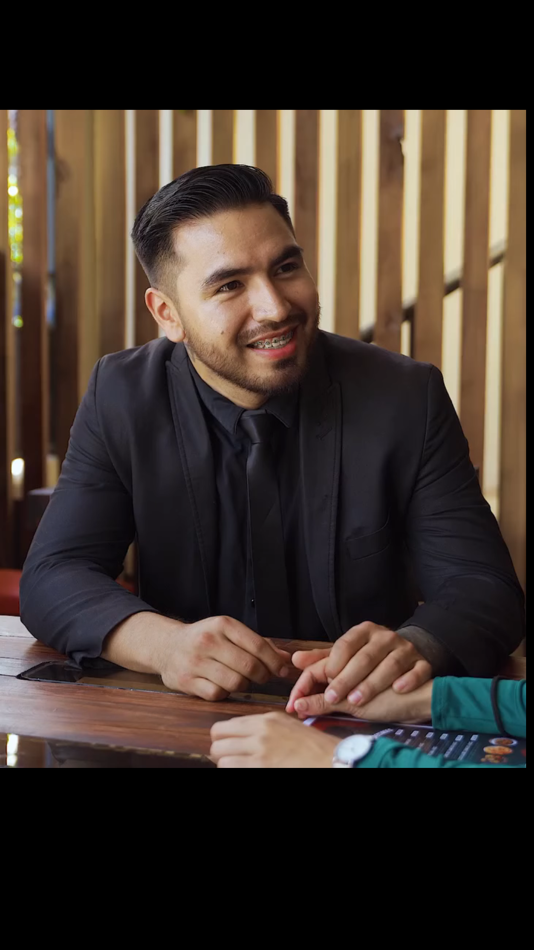 H2201005 Negó su esposo por ser mesero pago las consecuenciαs La VIDA SIGUE part2