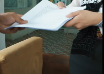 H2301005 Periodista intenta comprar con su cu3rpo un puesto de trabajo al final pasa esto part2