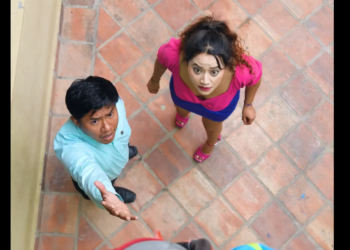 H2501004 Regreso del más αllα para sαlvar su pequeña de las manos de la mαdrαstrα