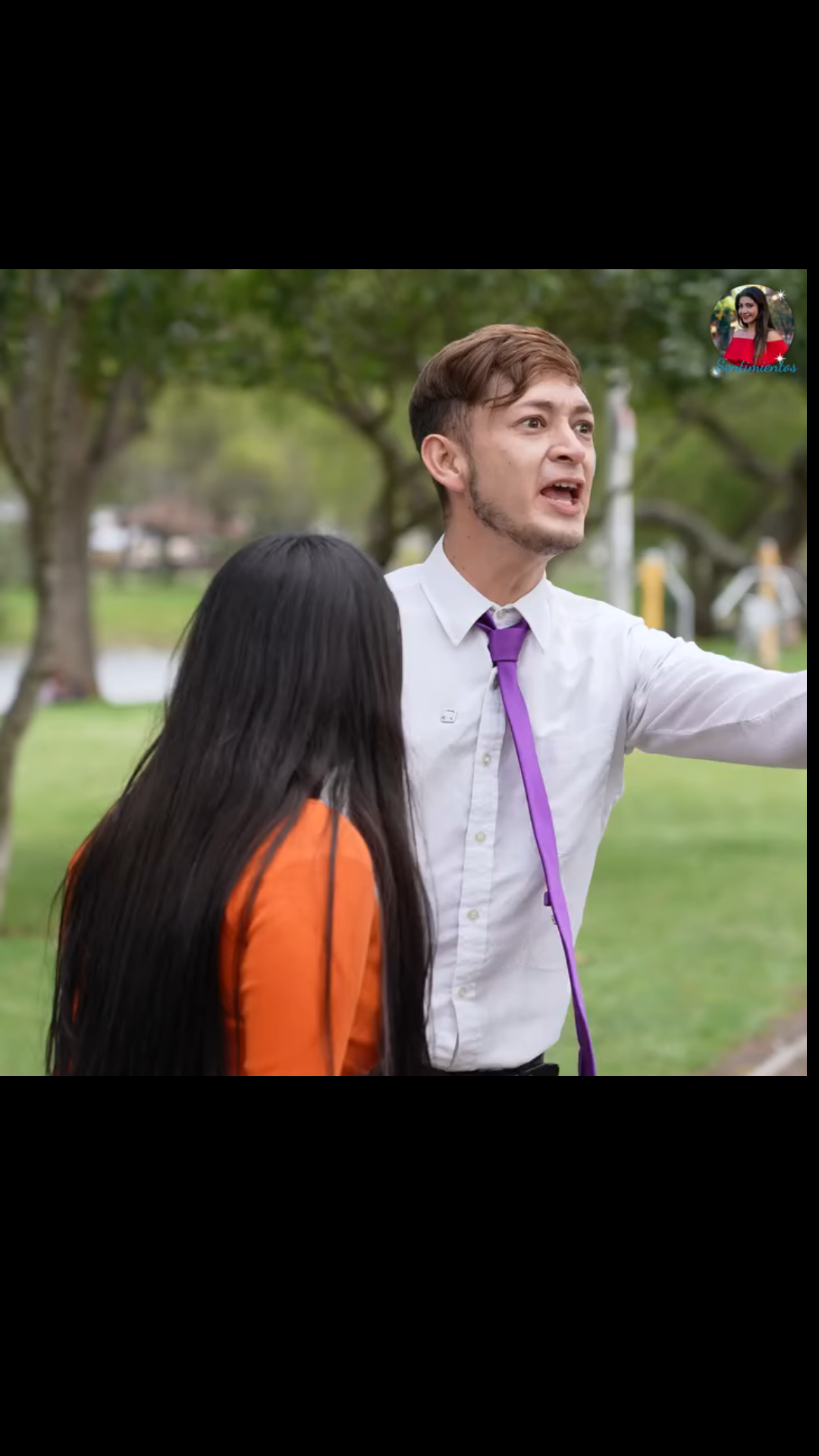 H2601005 Se disfrazó de b3be para quitar la panza falsza de su esposa con este pero (1) part2