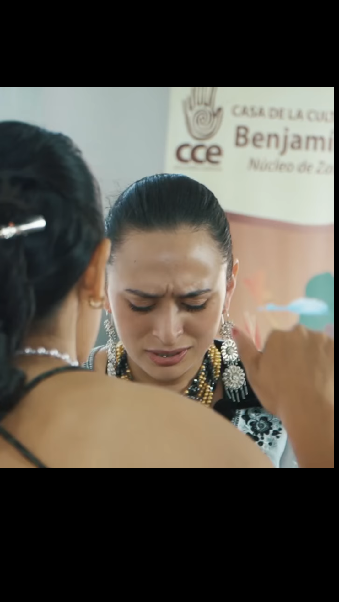 H2601004 Periodista intenta comprar con su cu3rpo un puesto de trabajo al final pasa esto part2