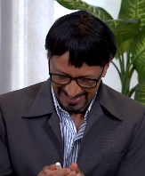 H2701003 Millonaria le pide un hijo al que limpia carros en la calle part2