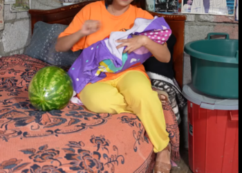 H2701005 Puso una sandia en la p4nza para fingir un embrazo roVar un supermercado part2