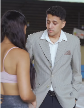 H2701001 Mujer humilde escapó de prisión para salvar su jefe part2