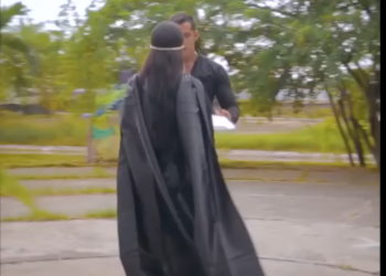 H2701001 Nunca te metas con el hechizo de una bruja part2