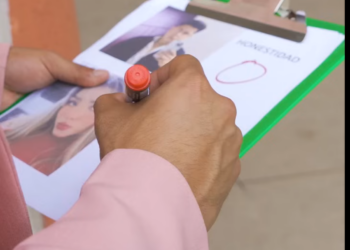 H2701003 MILLONARIO prueba honestidad valores sus futuros part2