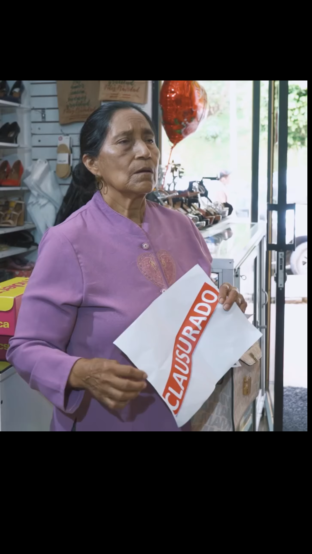 H2801005 Discrimin0 una mujer por su discapac!d4d, hasta que recibió esta gran lección