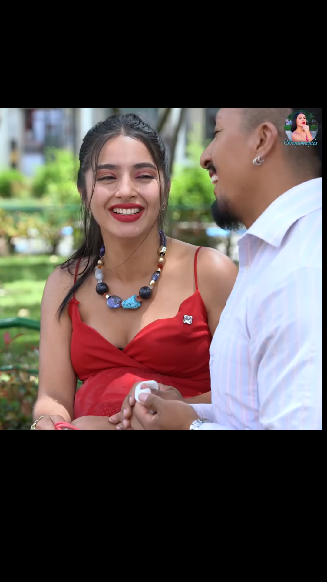 H2901004 Embrazo dos muj3res sin saber que su esposa policía haría esto part2