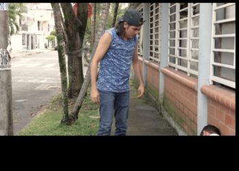 H2901005 Pobre salva la vida de millonario así es como el reacciona part2