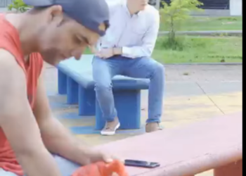 H3001003 Lo acusaron de ladrón por ser indigente la vida le da esta lección part2