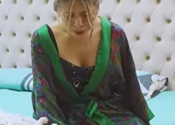 H0801001 Un código QR salva una MUJER part2