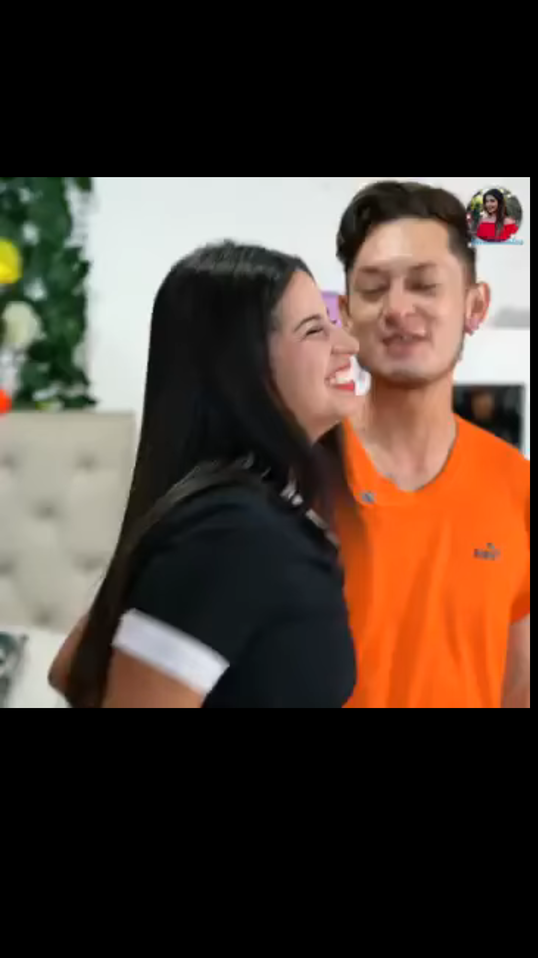 H3001005 Empleada descenm4scaro su jefa con este espejo part2