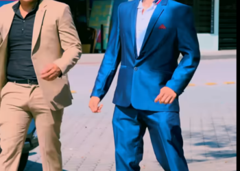 H3001001 MILLONARIO le propone cambiarle la vida si le hace un favor part2