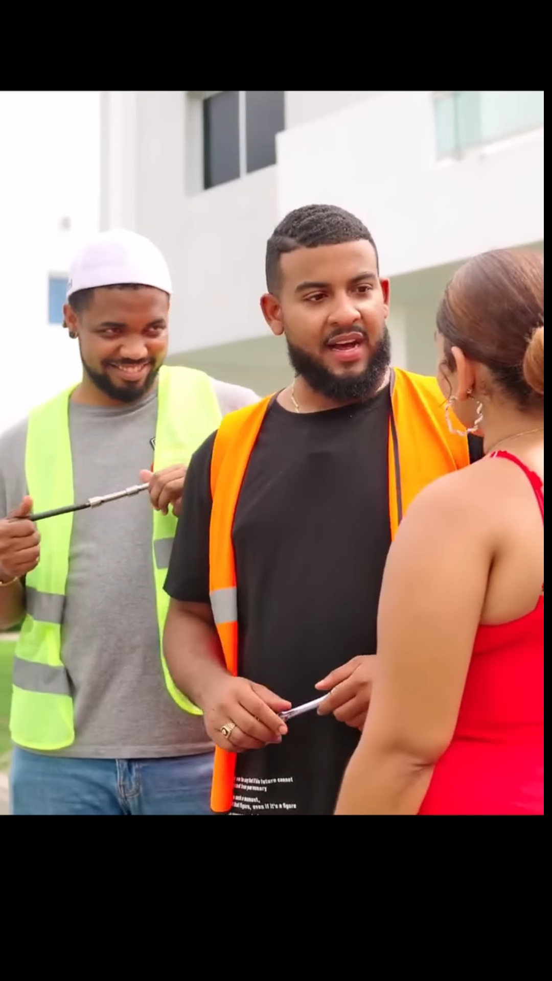 H3101005 Mujer le da tremenda lección este Mecanico por frec0 Willeannys Perez Fanpage part2