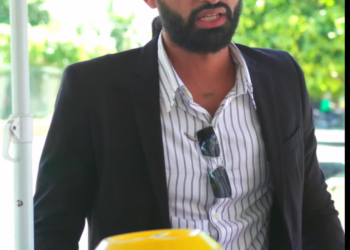 H3101003 Cliente humilló vendedora de cocos por decir haiga ella reacciono así