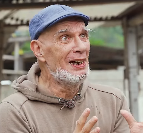 H0102003 Encuentra su padre tratado como empleado en su propia casa decide darle su esposa la lección de su vida part2