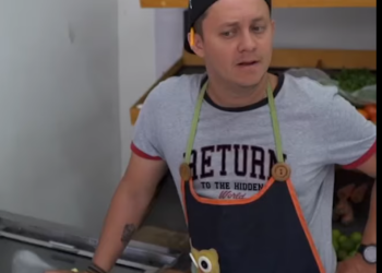 H0202002 Vagabunda se hace millonaria gracias al truco de este empresario part2