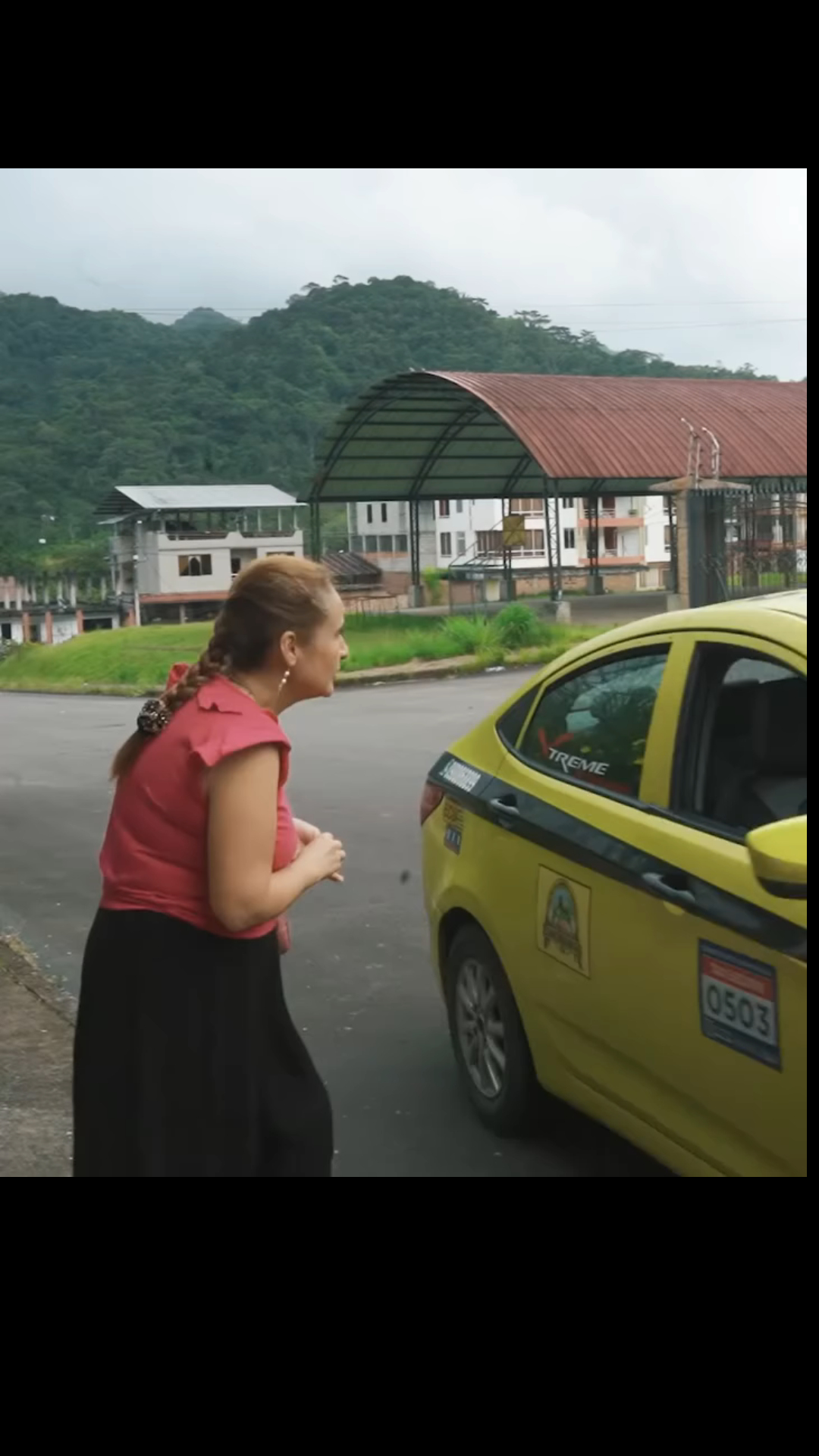 H0202002 Taxista ayudó una humilde mujer, horas más tarde paso esto part2