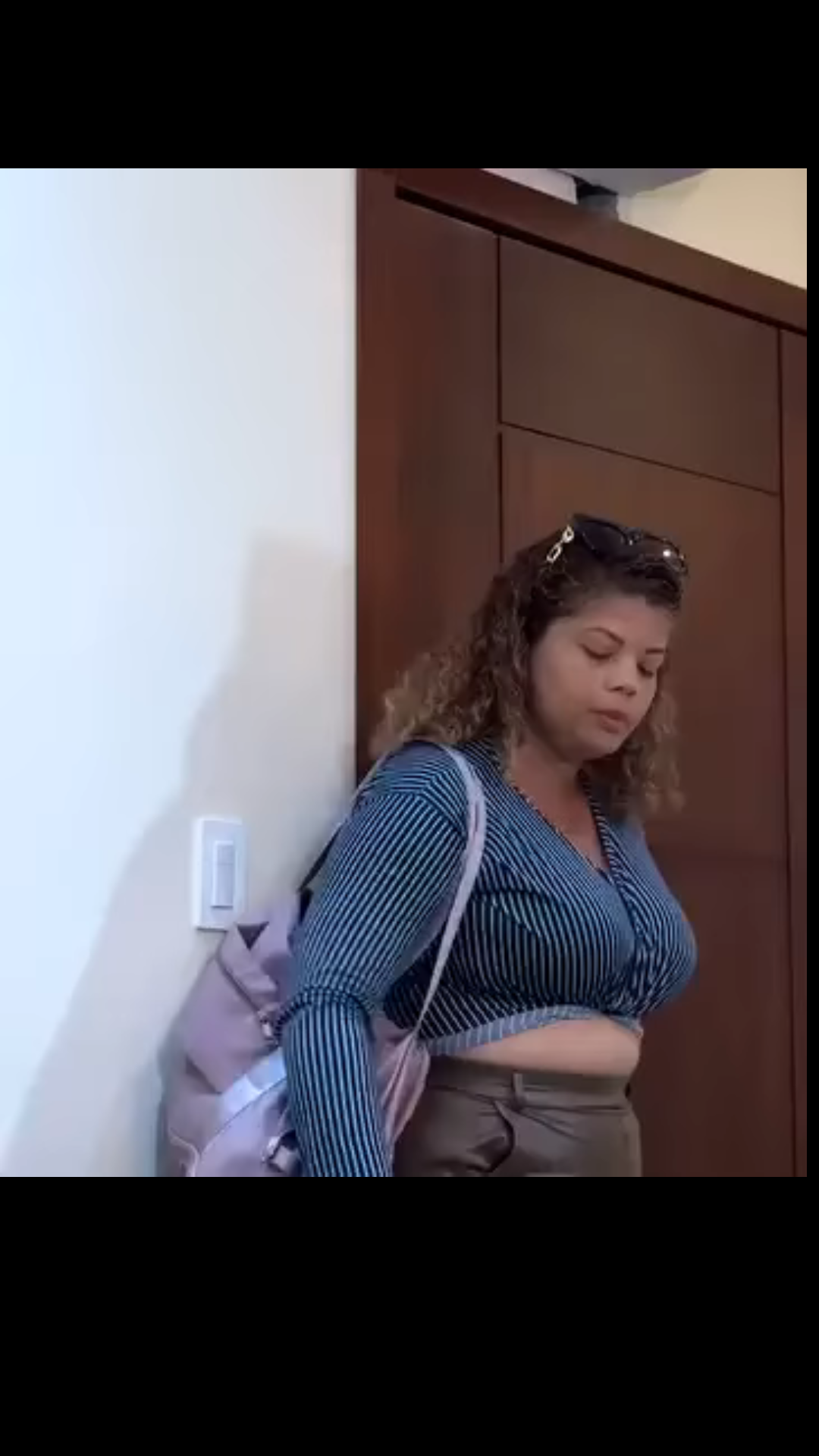 H0202003 Joven madre abandona su hija en el parque, los motivos te sorprenderán Willeannys Perez part2