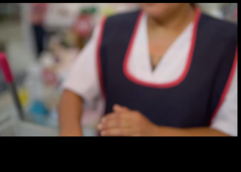 H0202004 Vendedora inflaba los precios para ganar más sin imaginar que le harían esto part2