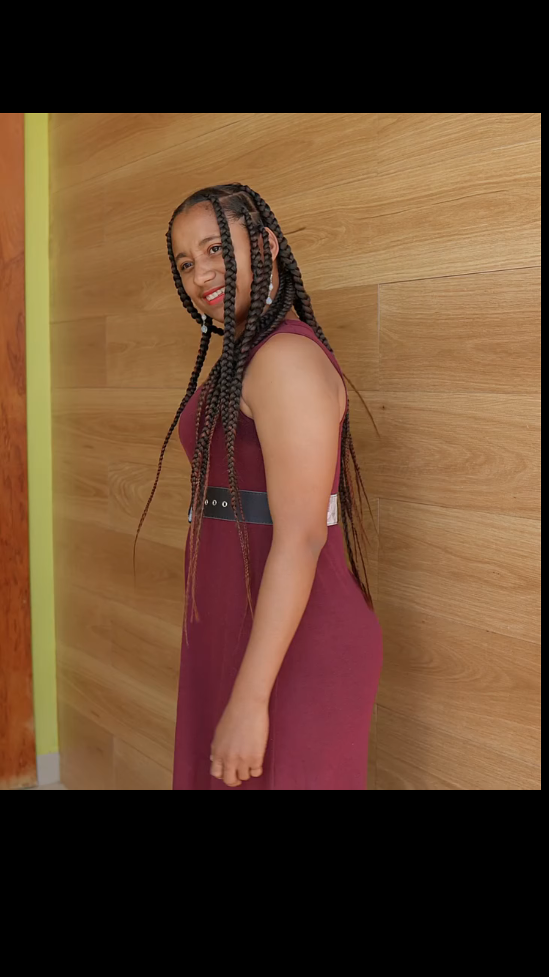 H0302003 Le confeso su prometido que no tenia piernas el día de su boda así reacciono