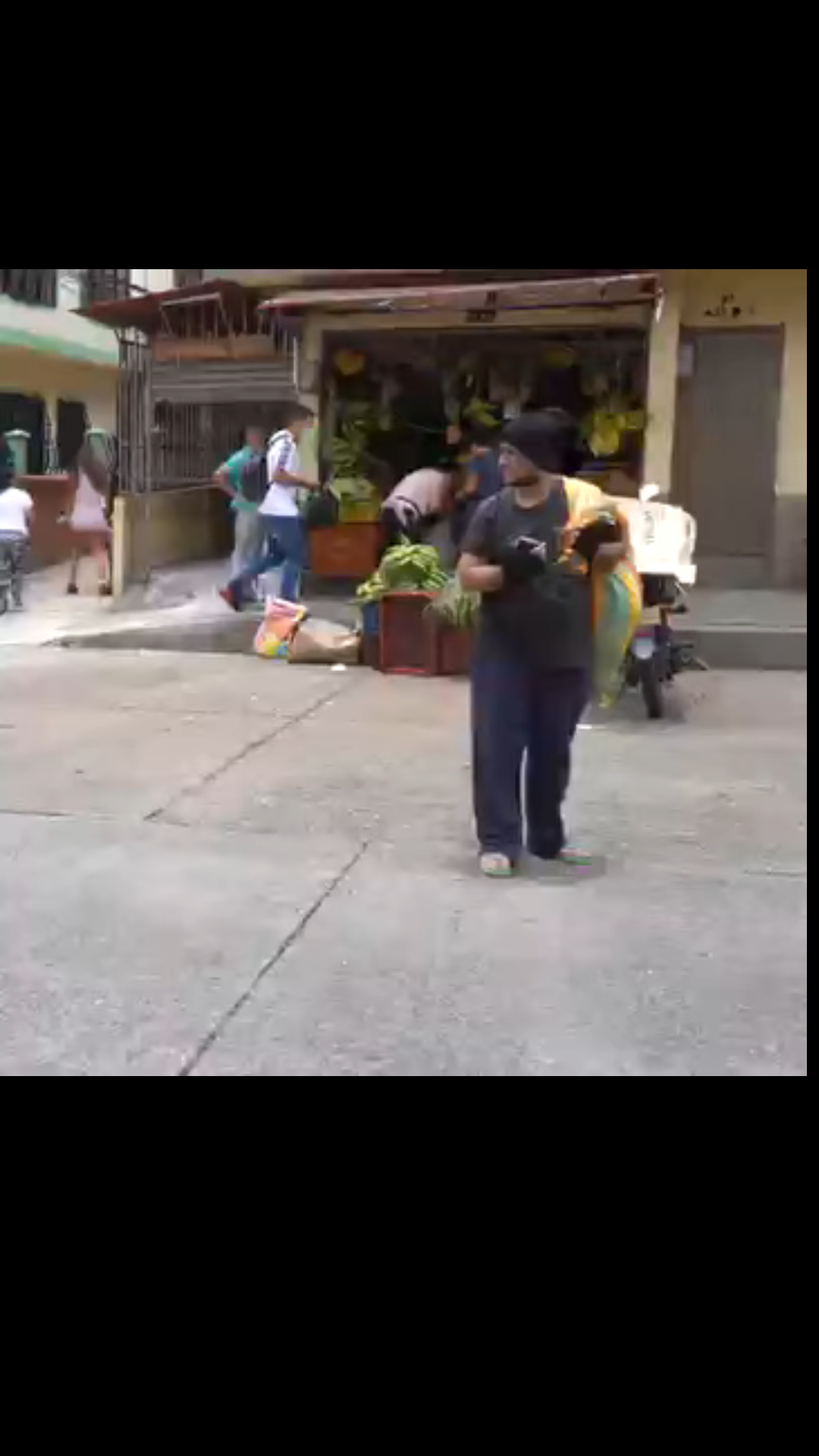 H0402003 Lo humillaron por ser indigente, sin nunca imaginar que el haría esto part2