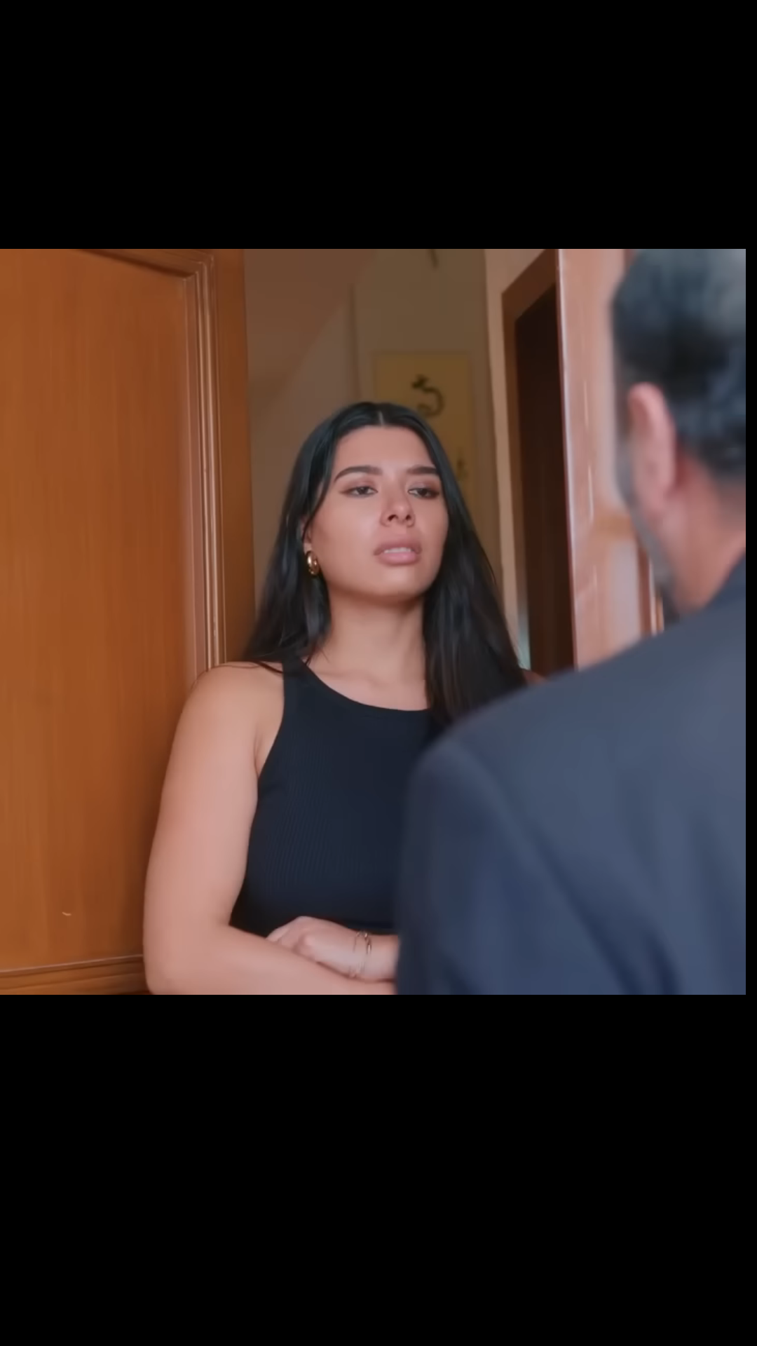 H0402004 Su esposa lo corrió de la casa por esta mujer sin part2