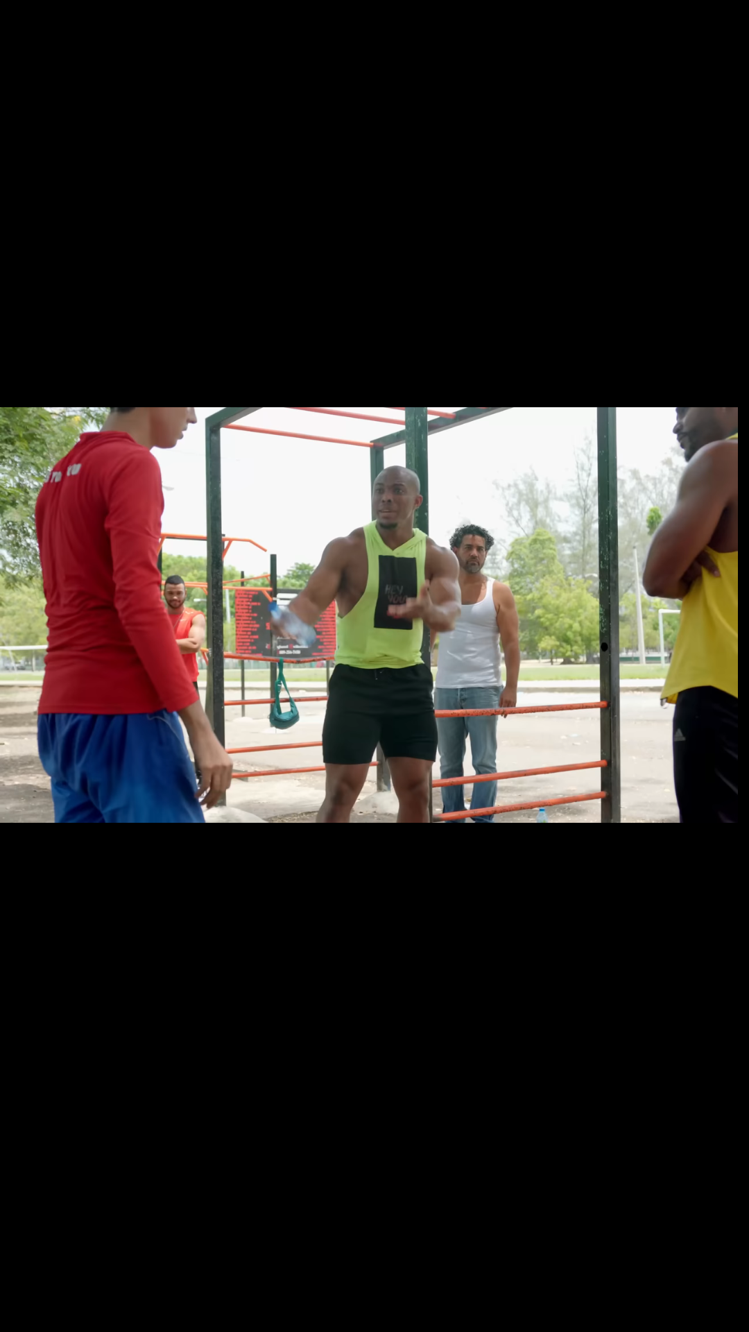 H0502001 Musculoso lo humilló por ser un anciano sin saber part2