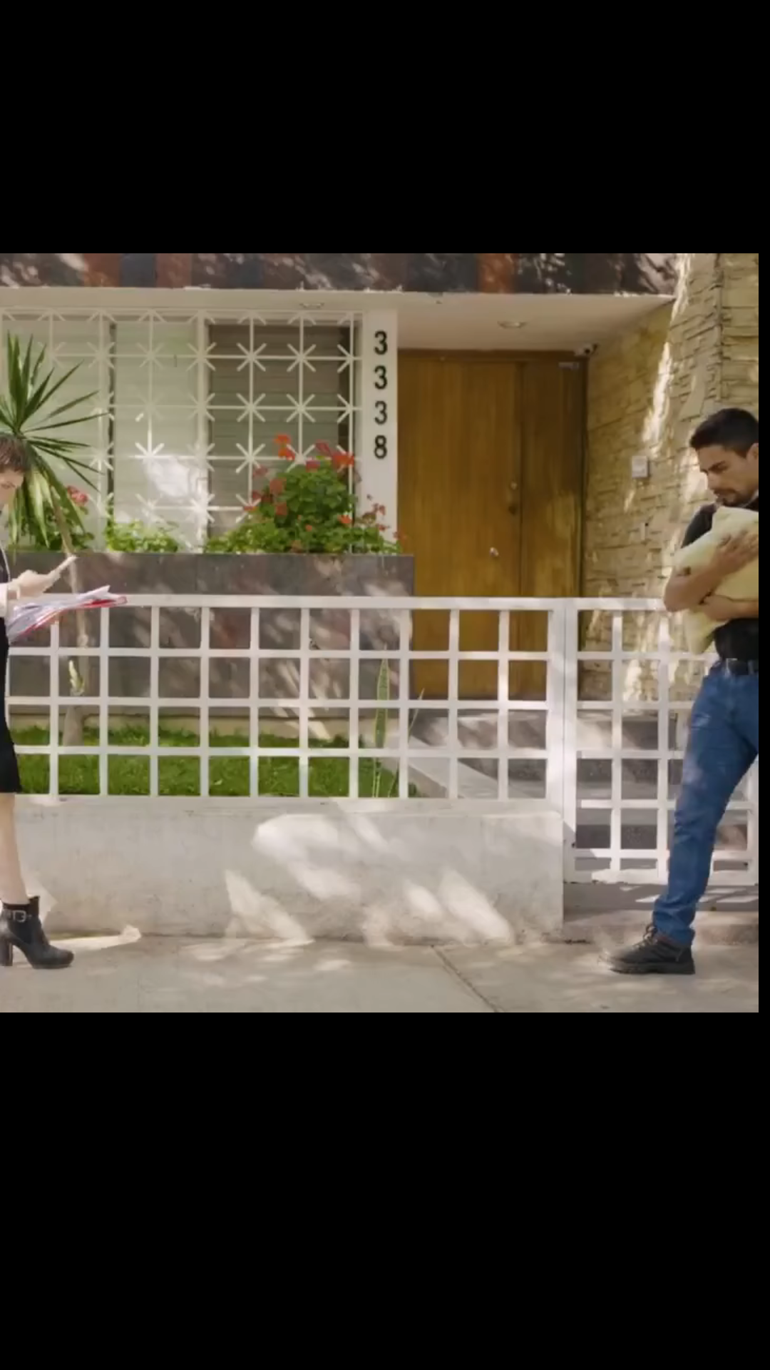 H0502002 Esposo descubre su mujer infiel la expone de part2