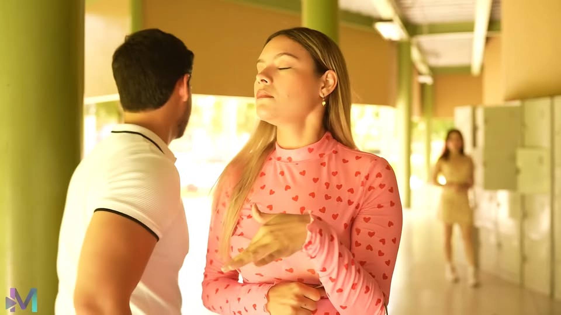 H0603005 Chico popular se enamoró de la cerebrito de la esc part2