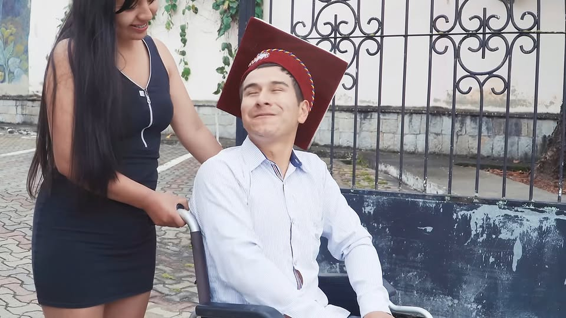 H0803001 Solo una verdadera mujer merece ser llamada MADRE. part2