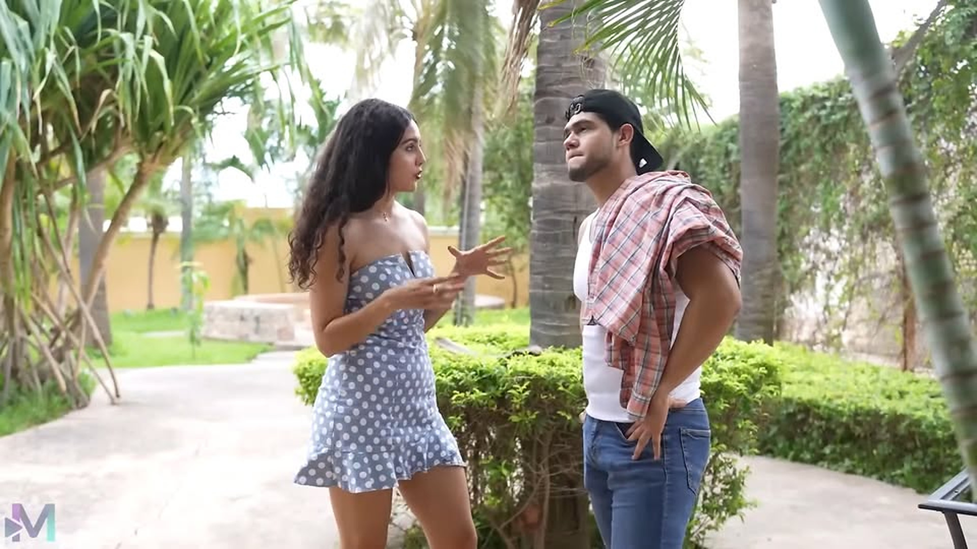 H1103003 Jardinero se enamoró de la prometida de su patrón. part2