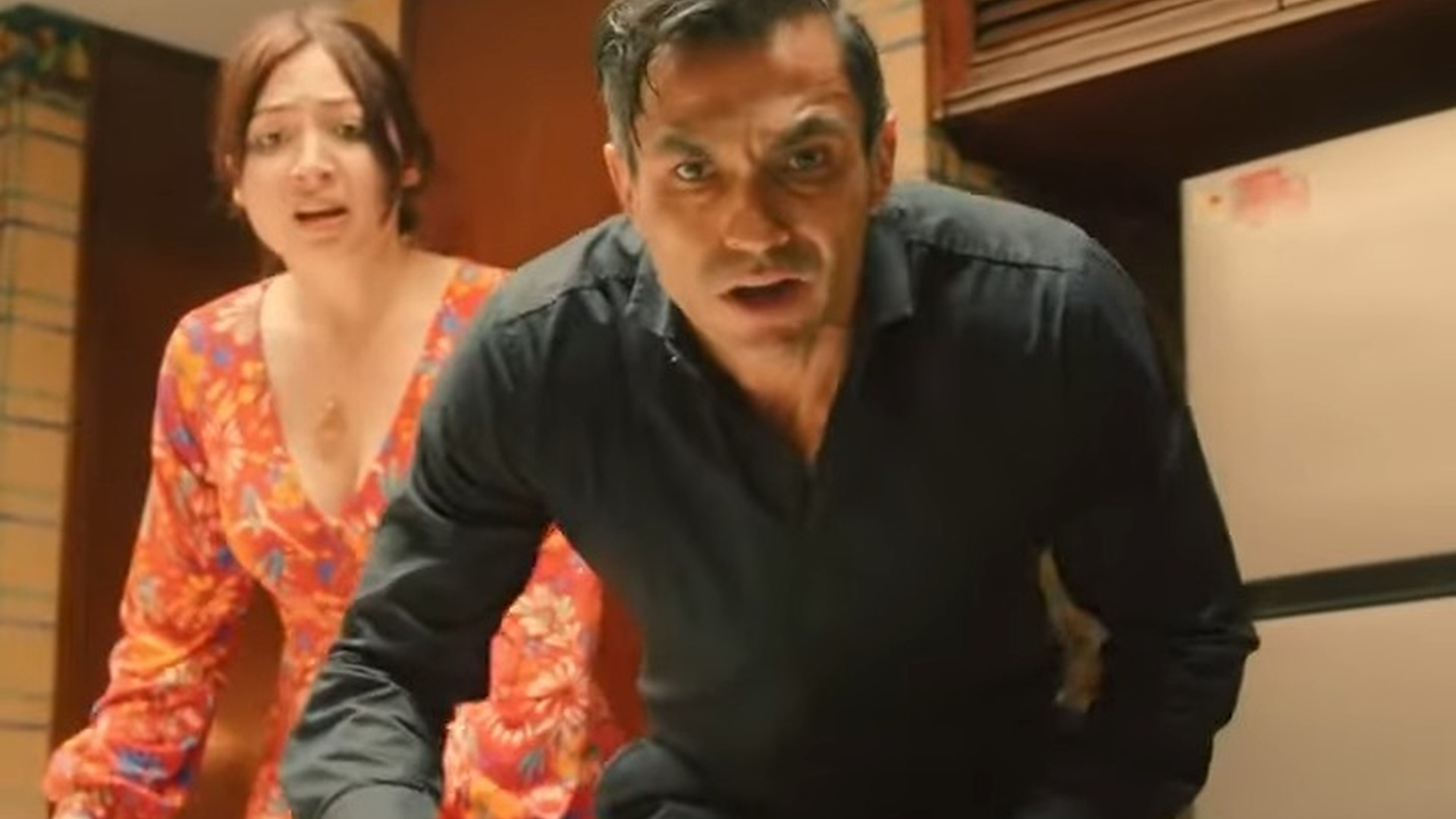 H2003004 Mujer puso ladrillos en su cama, no vas creer porq part2