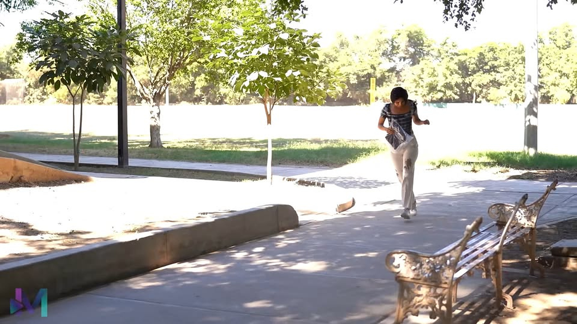 H2003005_El chico más popular la rescató sin pensar que pas_part2 | Instant Update