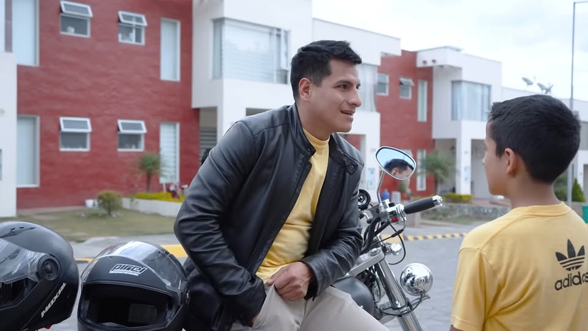 H2103003_Por aparentar ser Millonaria termino perdiendo tod_part2 | Urban Stories