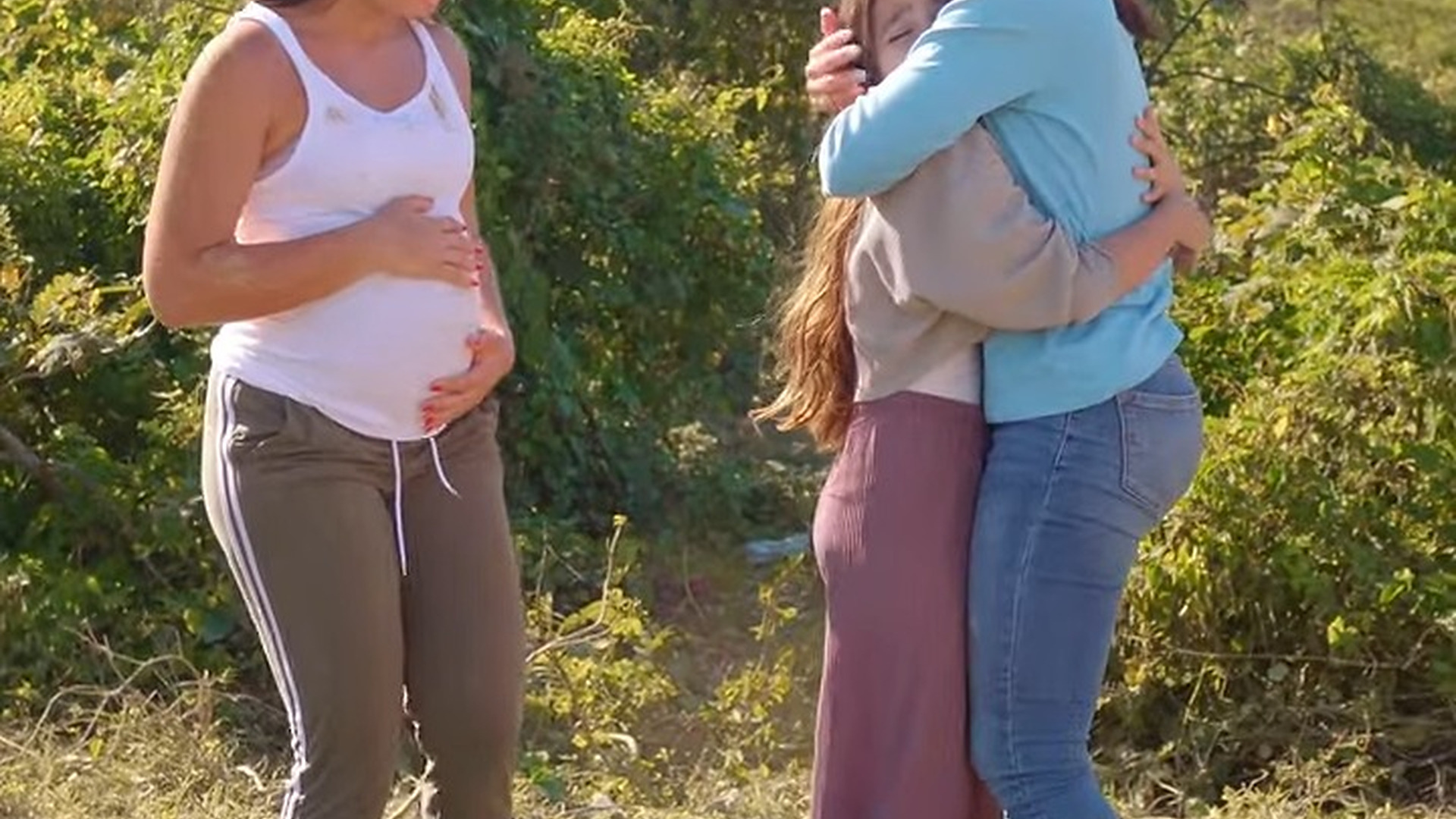 H2903004_Empleados mentirosos burlan al seguridad de la mej_part1. | VibeSphere Media